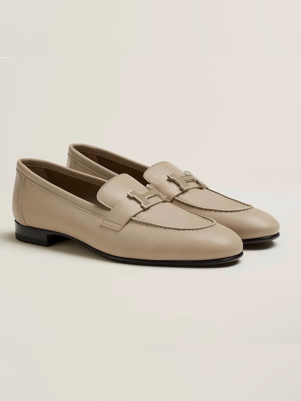 Hermes Paris leather loafer beige size 39